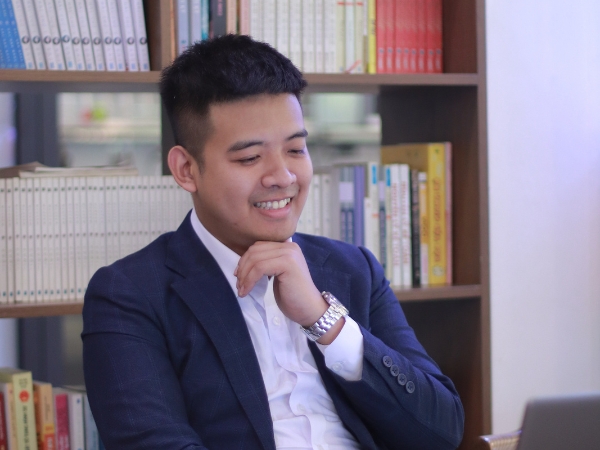Kinh Nghiệm Thi APTIS Của Người Đi Làm – Học Ít Nhưng Vẫn Đỗ B2