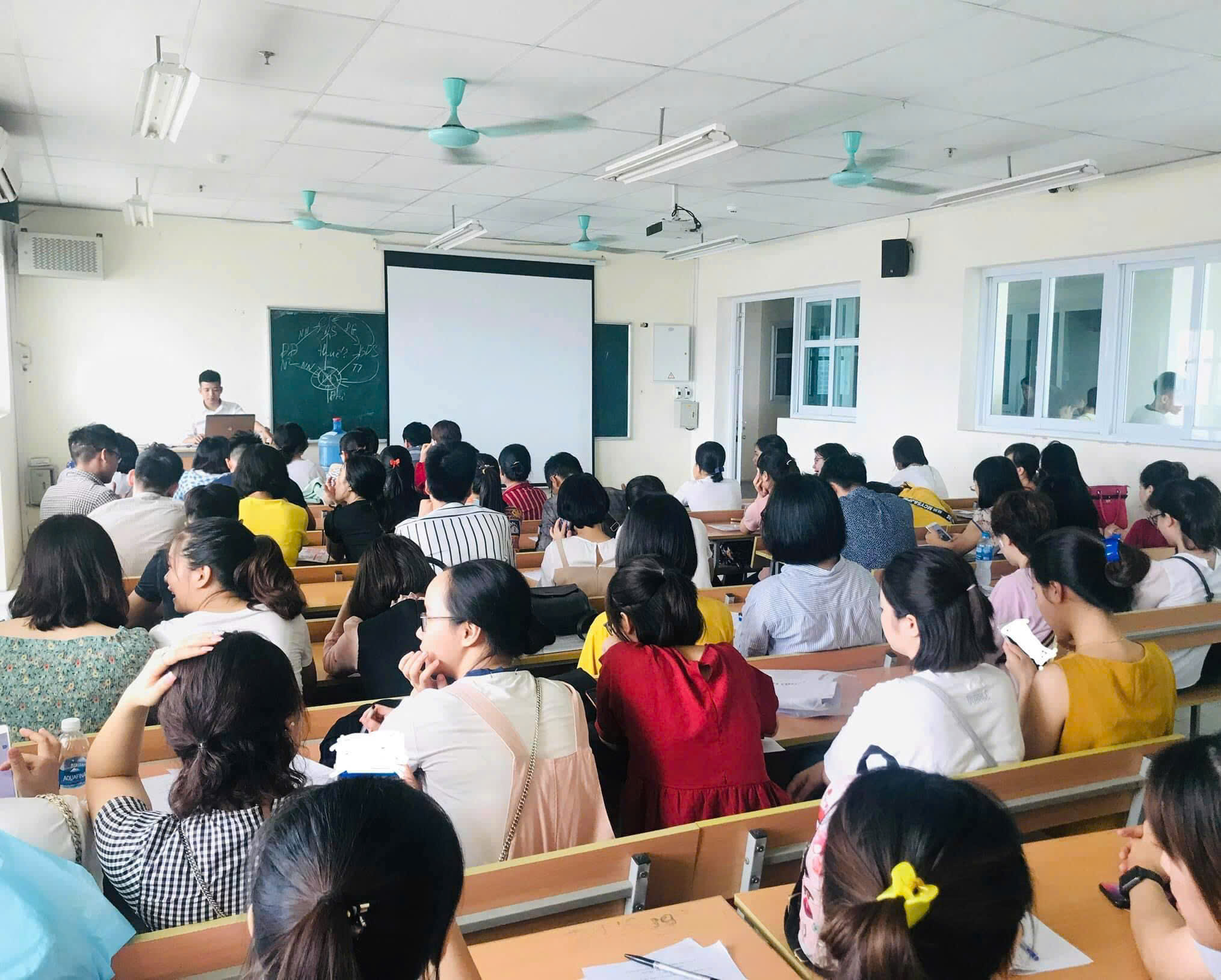 Giải pháp nhanh nhất – Có chứng chỉ APTIS gấp để tốt nghiệp